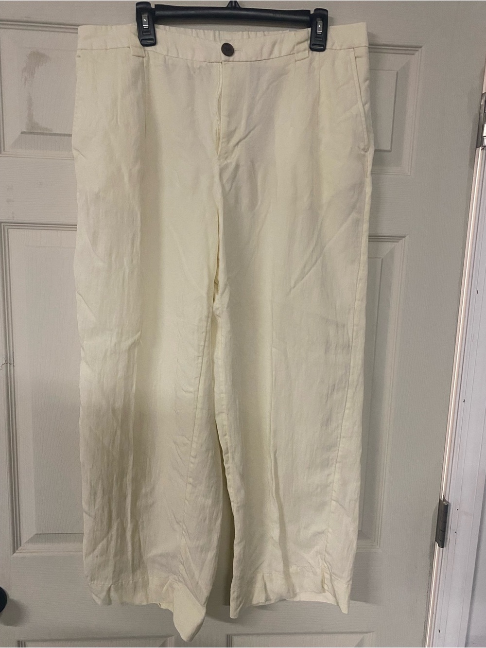 Women’s Cream Wide-Leg Dress Pants